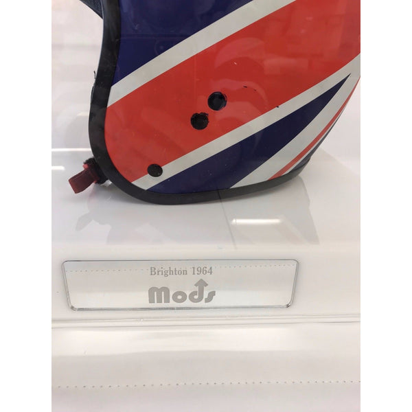 Display Case Lambretta / Vespa Crash Helmet