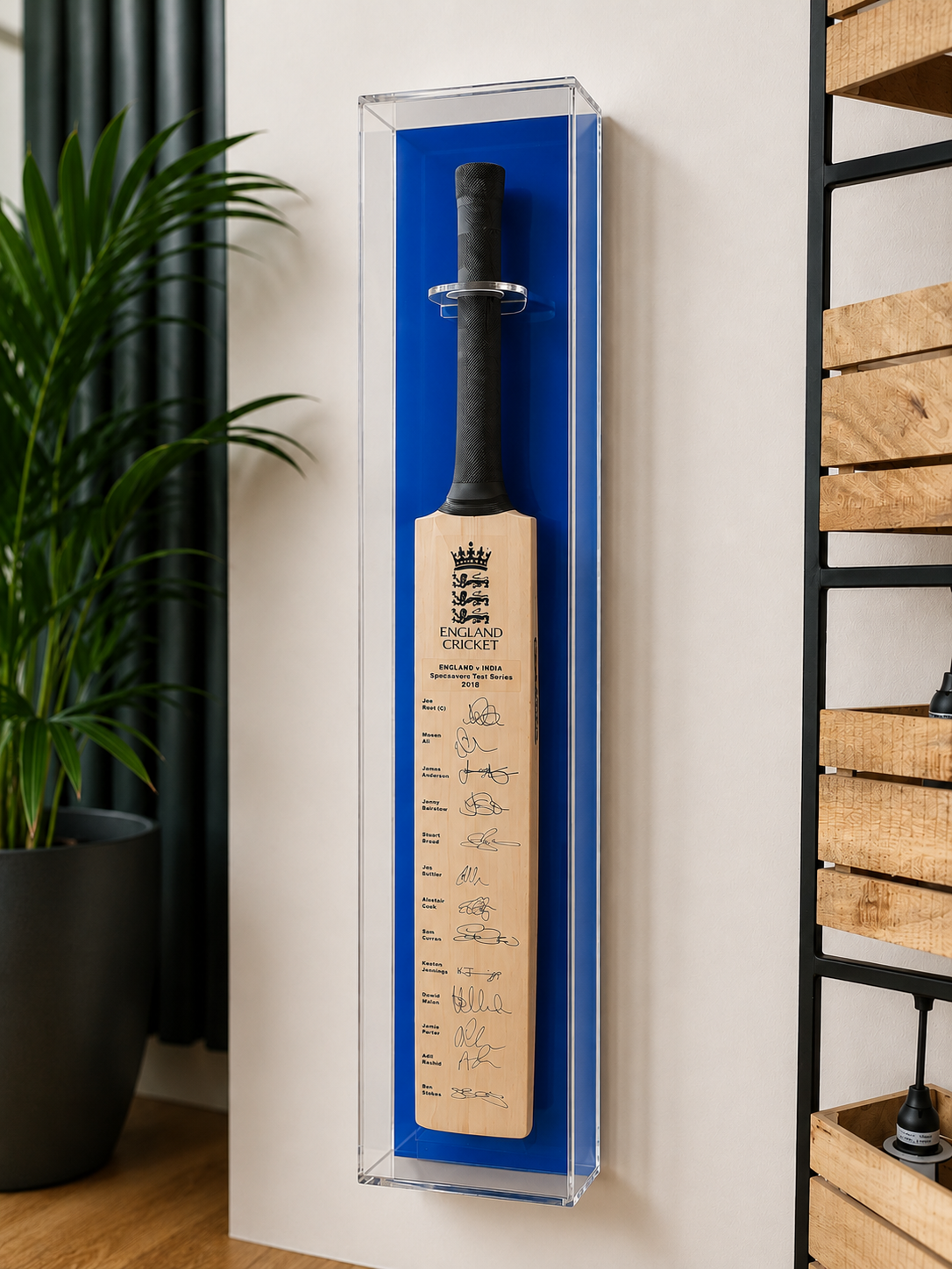 Cricket Bat Display Case with Personalised Etching Plaque