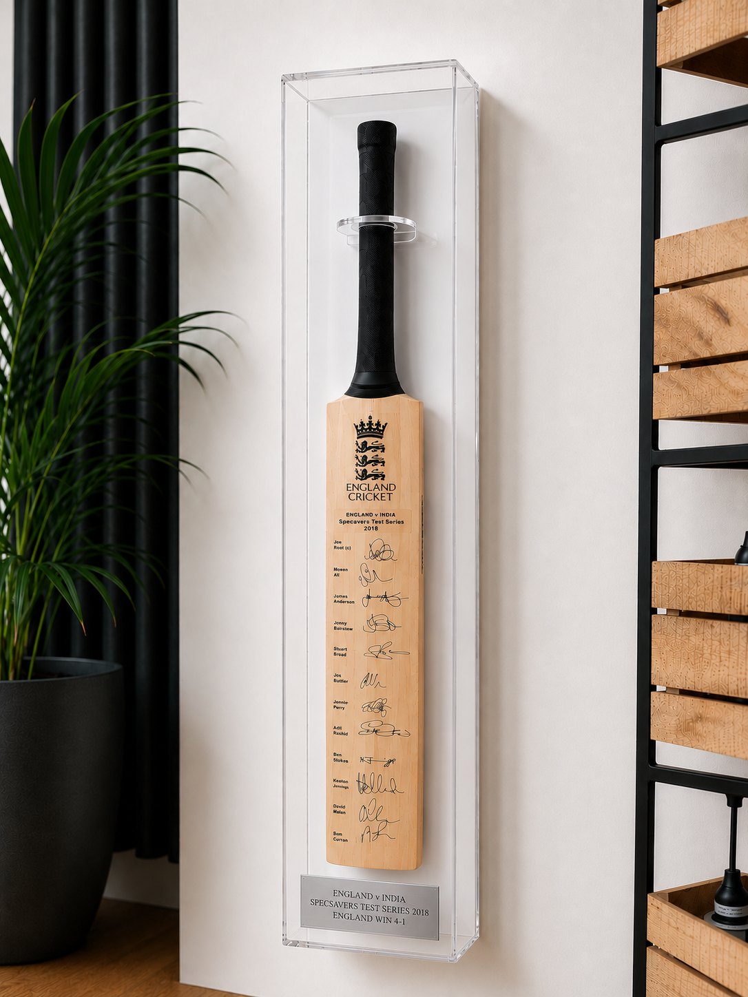 Cricket Bat Display Case with Personalised Etching Plaque