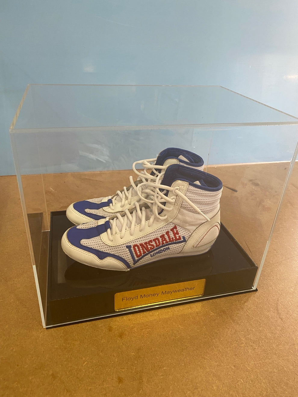 Boxing Boot Display Case with Personalised Etching Plaque – Acrylic ...