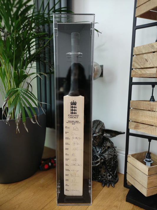 Cricket Bat Display Case with Personalised Etching Plaque