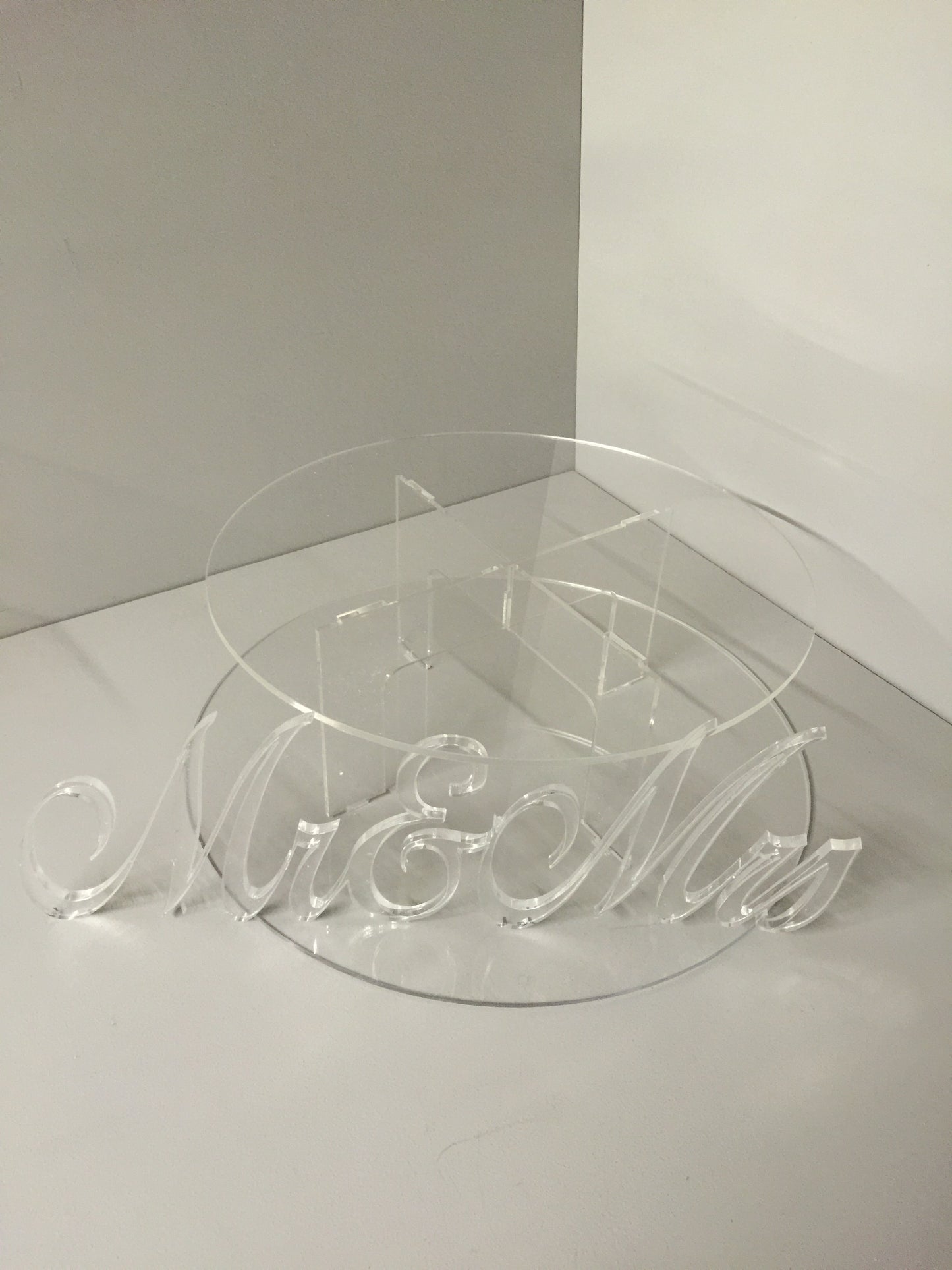 Cake stand single tier Mr & Mrs Cake Stand