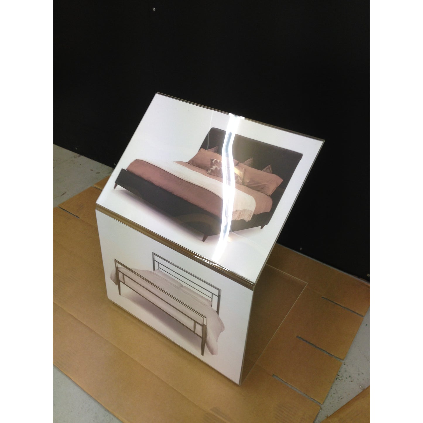 Poster Holder Bed / furniture lectern pos holder A4 OR A3