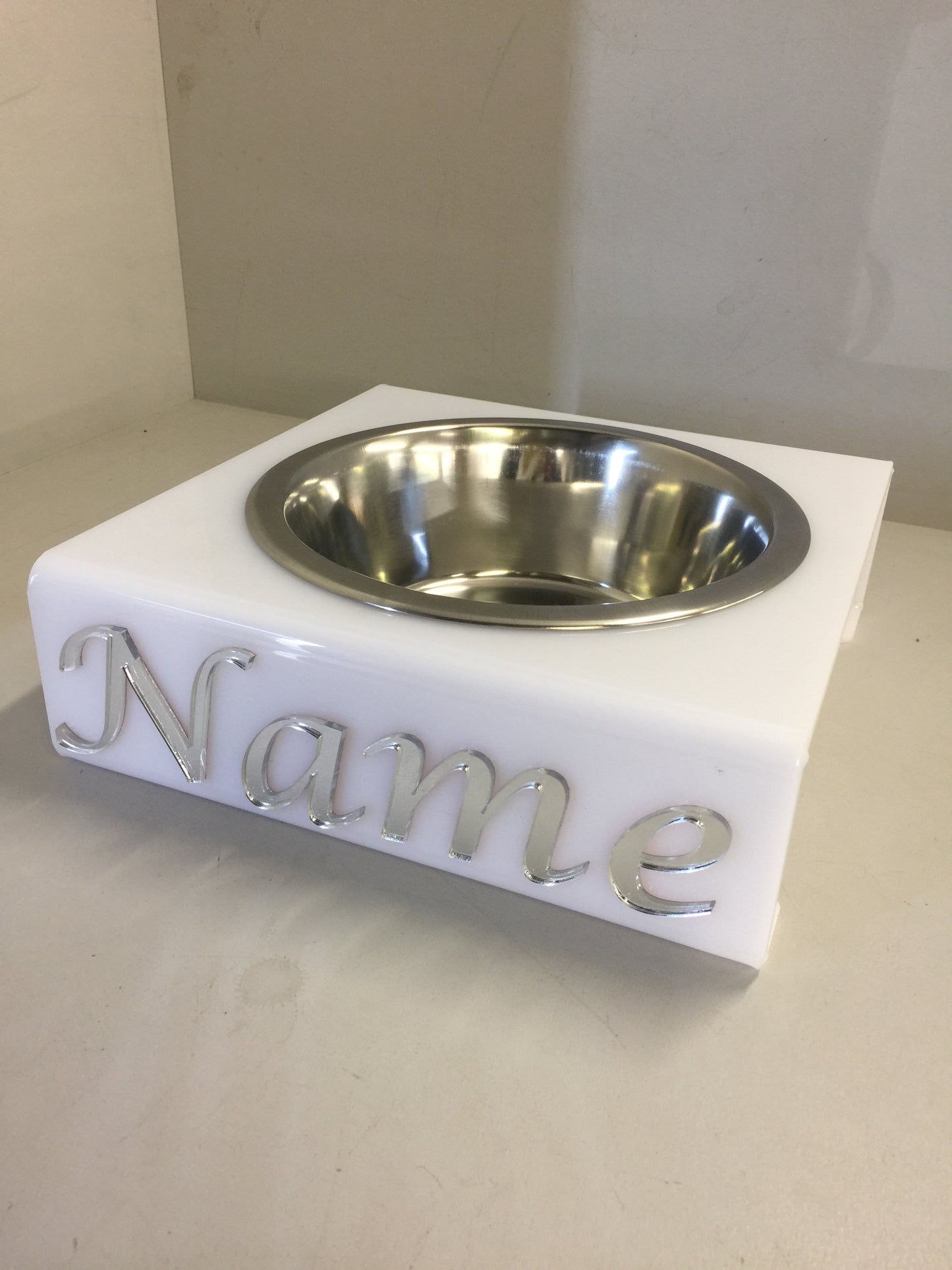 Pets Personalised Dog bowl stand with 150mm bowl