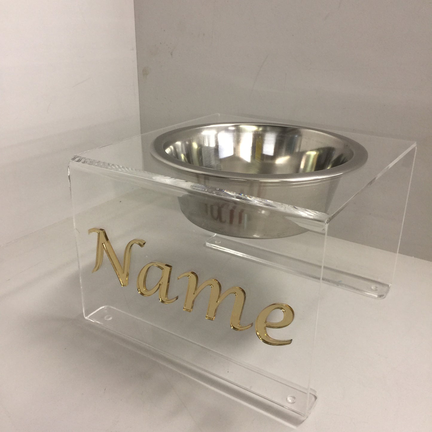 Pets Personalised medium dog bowl stand with 21cm bowl