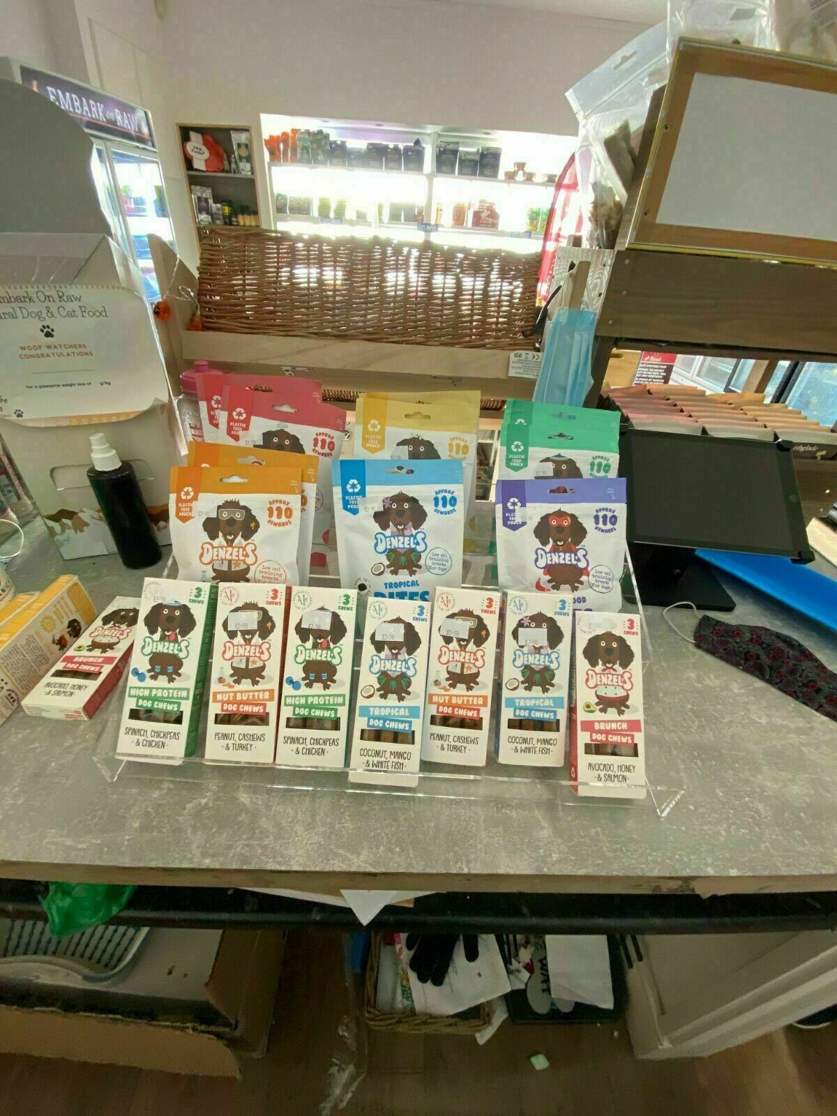 Pet Shop Cats Dogs Animal Counter Display (Impulse Buy)