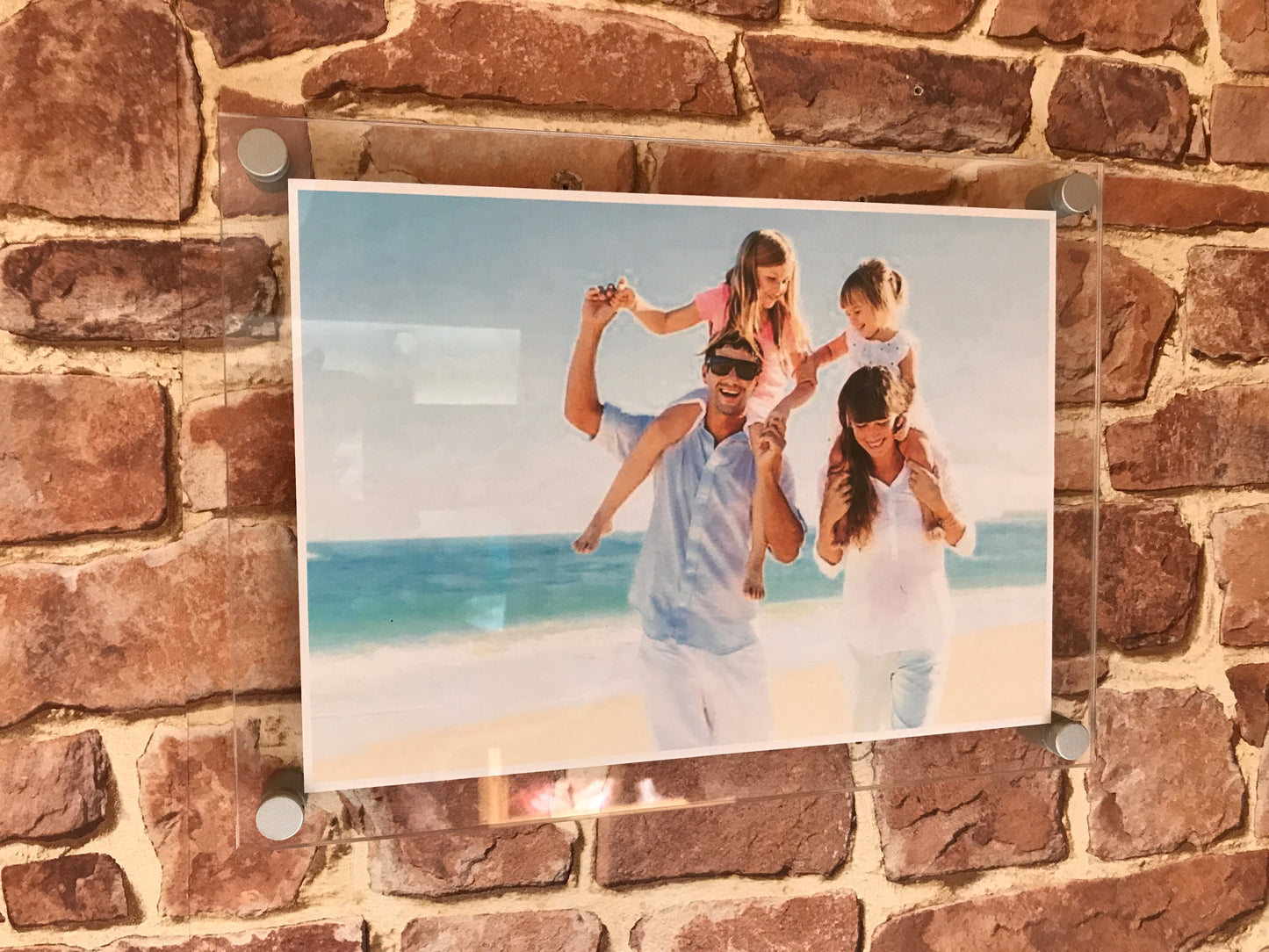 Poster Holder Quality 2 piece wall mount certificate, diploma, award, memorabilia holder.